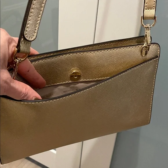 Michael Kors Metallic Gold Crossbody Bag - Picture 4 of 9